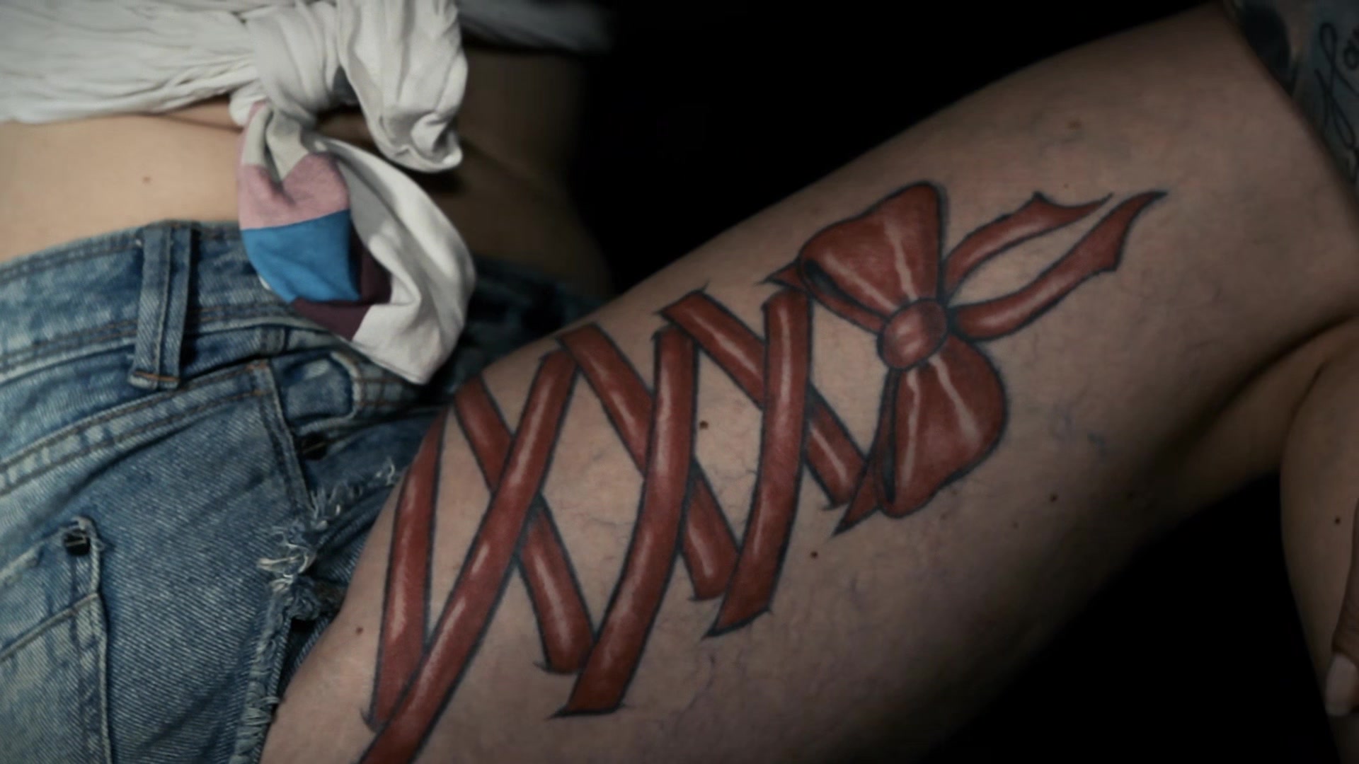 Tattoo 2 - Foxy Sanie - TheLifeErotic