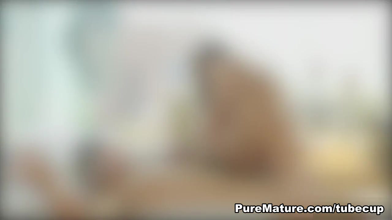 Rose Monroe in Cum Thirsty Video