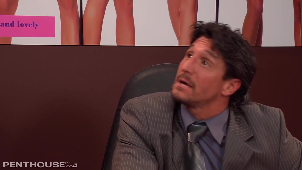 Madeling Agency Boss Fuck His Top Models