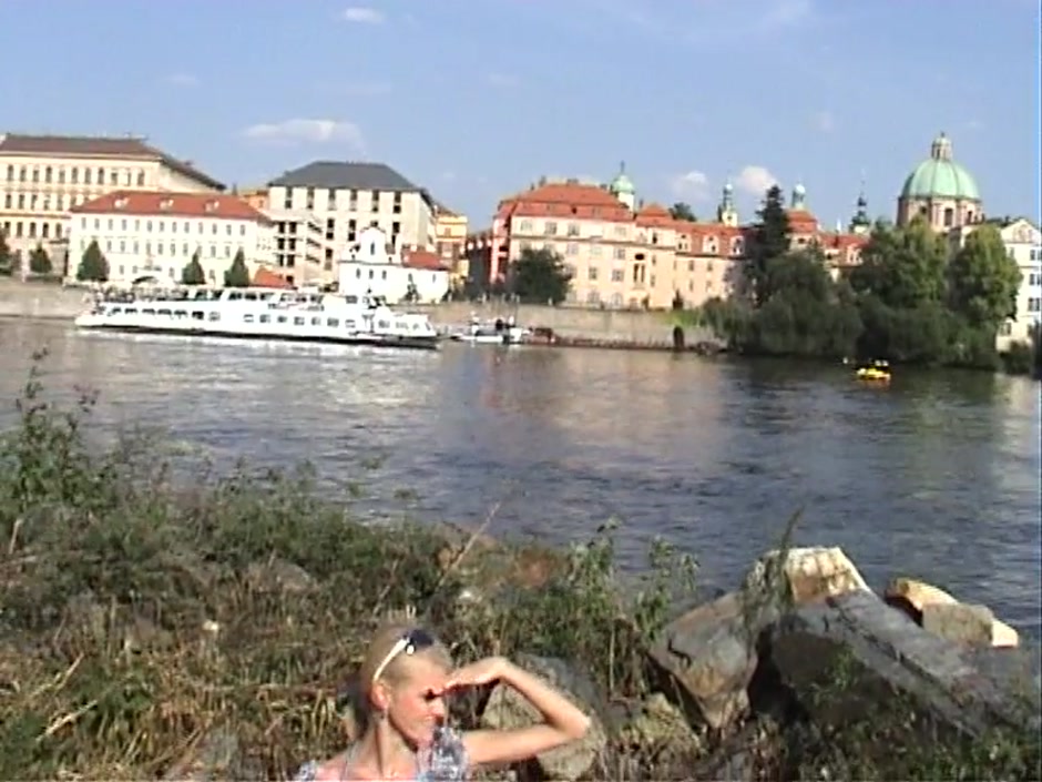 Katerina Sz. in amateur hot girl gives a handjob in nature