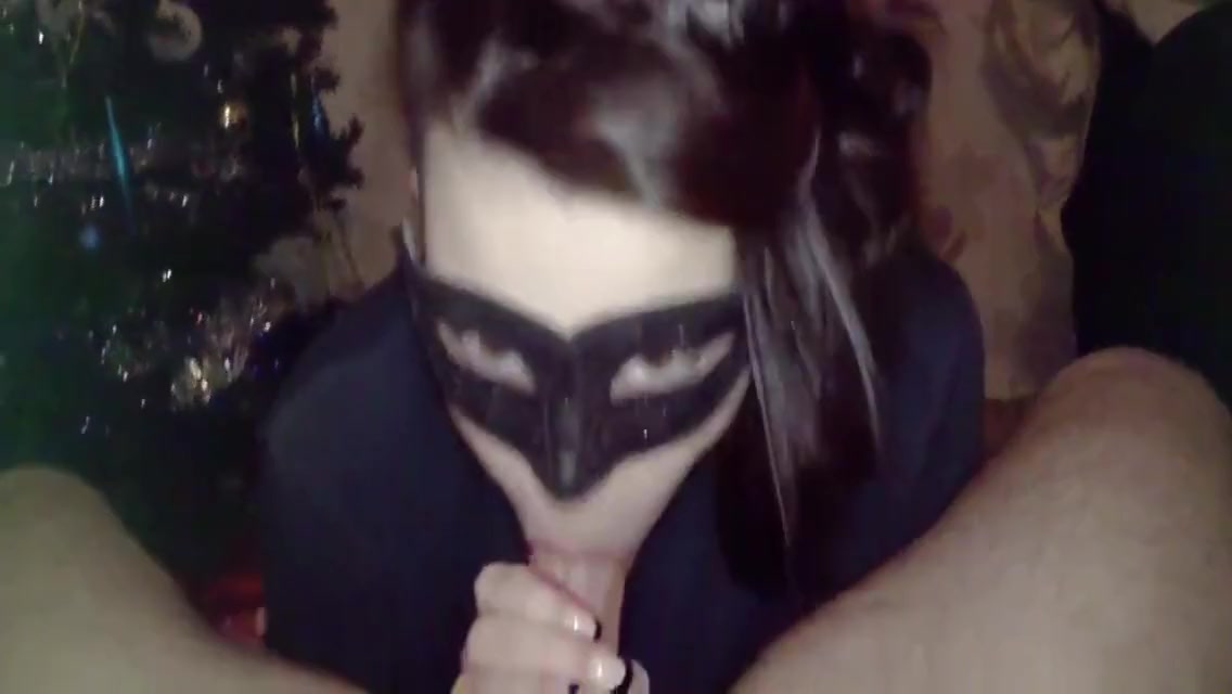 Suck Stranger Cock On Christmas Swing Party 6 Min