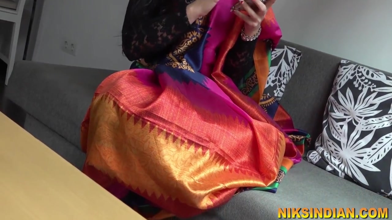 यह अमर औरत रज अपन नकर क पशब पत ह फर अपन चत चदवत ह 5 Min