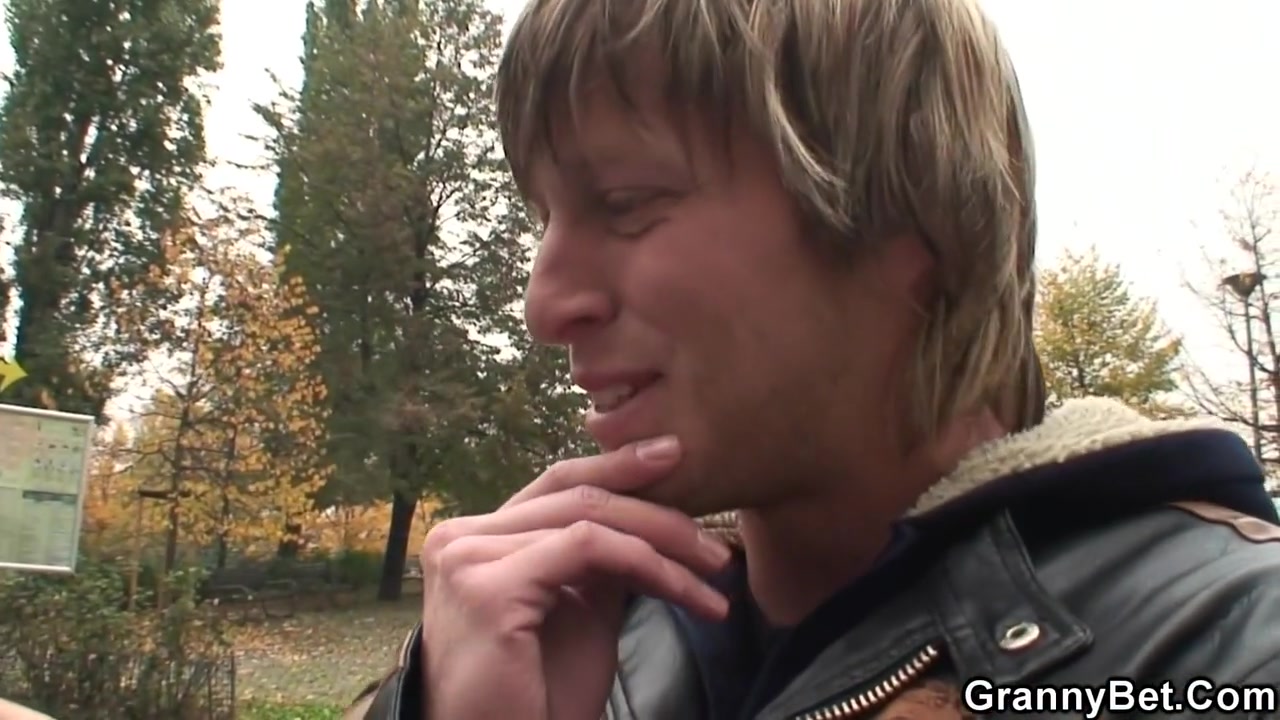 He Picks Up And Doggy-fucks Old Whore