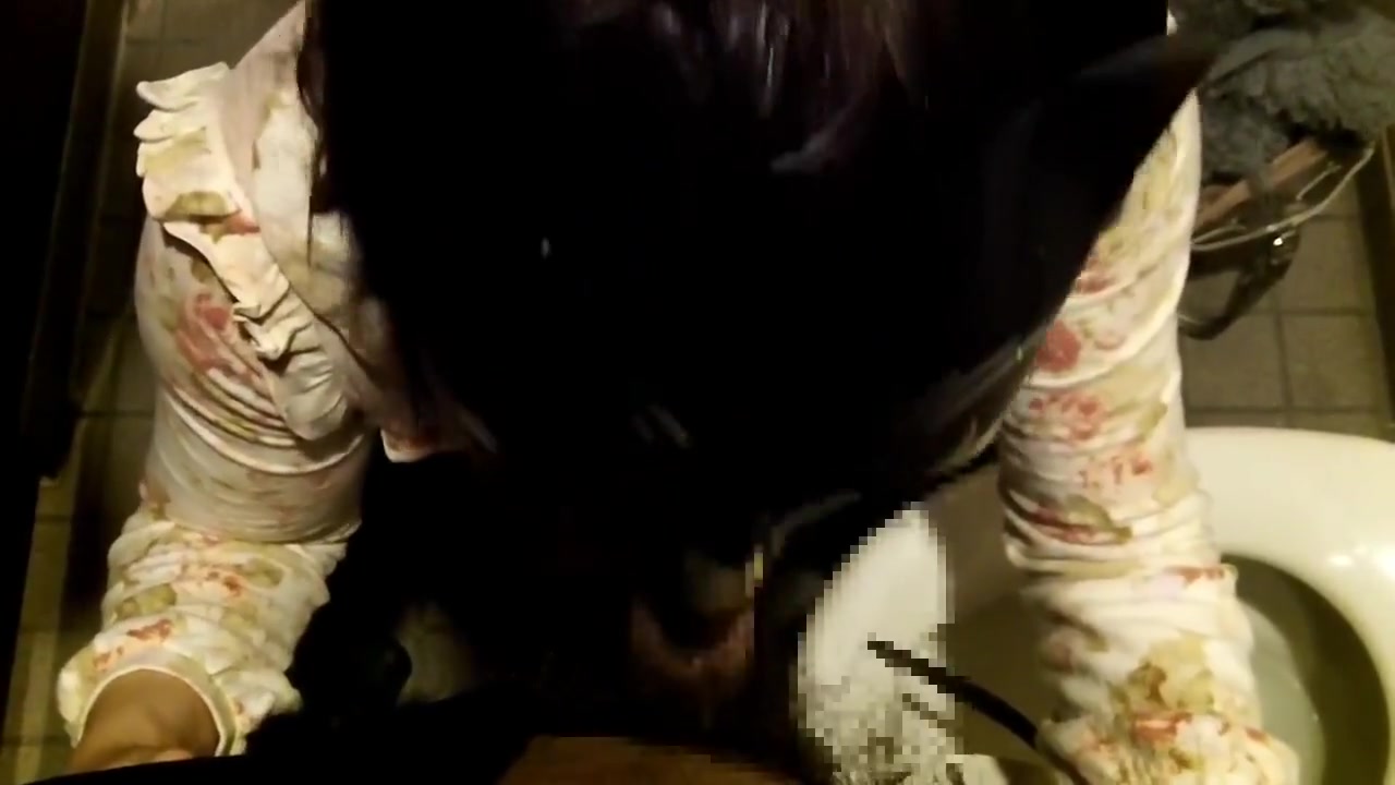 Japanese Crossdresser Ayumi Blowjob Cum Shot 011