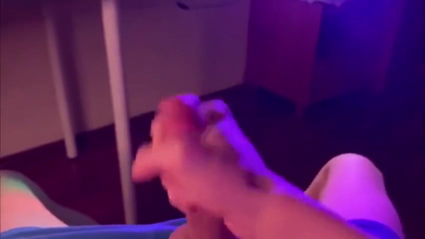 Hq Such A Beauty Cums Nicely