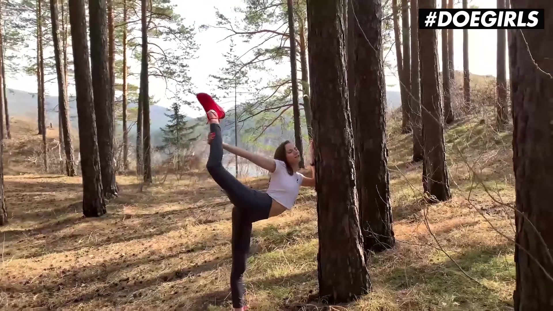 DOEGIRLS - Stella Flex - Russian Babes Goes Solo In Nature Before Banging With BF
