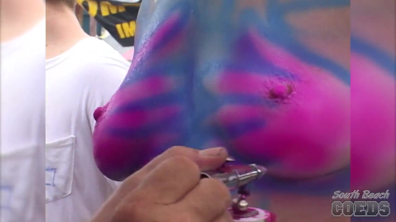 Some Chicks Getting Their Tits Body Painted On Duval Street Key West - SouthBeachCoeds