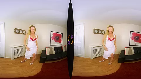 Holly Gibbons in Striptease - ZexyVR