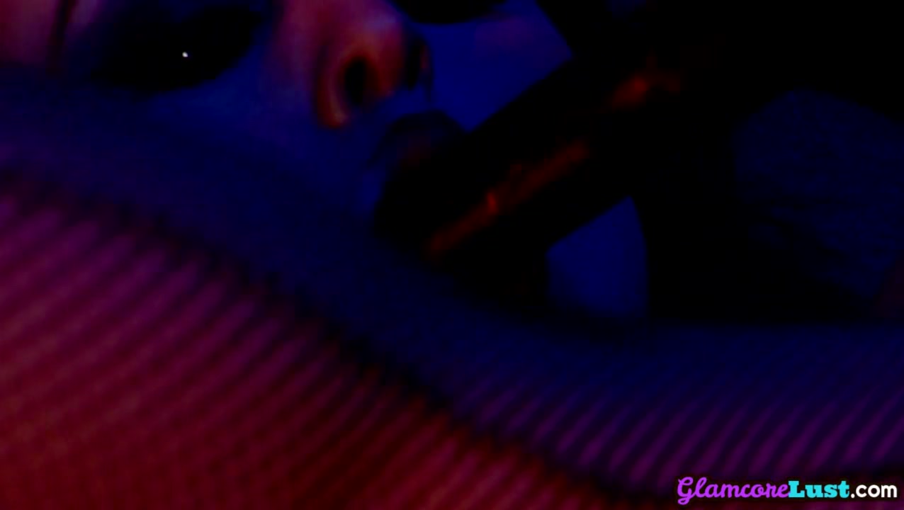 Glam mediumboobs babe in lingerie and gloves solo toys pussy