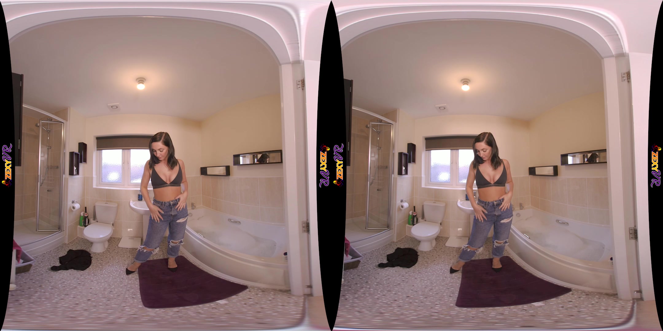 Strip & Soak featuring Mia J - ZexyVR