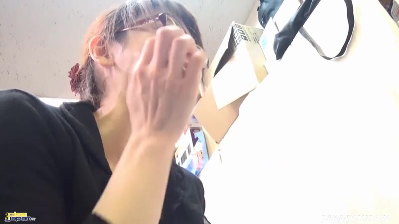 Pissin' In Her Pants - PissJapanTV