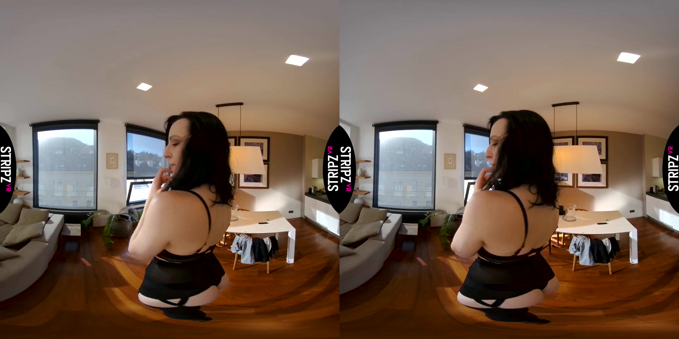 Quinn Lindemann in Dark Beauty - StripzVR