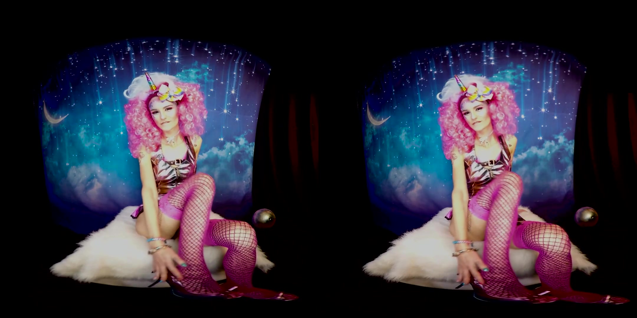 Cute Adelle Unicorn Dresses Up and Toys - Costume Solo Model Toying