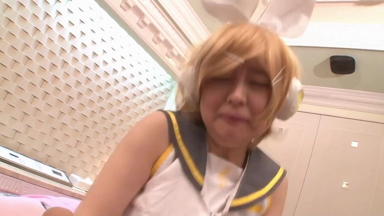 girl gets a creampie in her shaved pussy - CosplayInJapan
