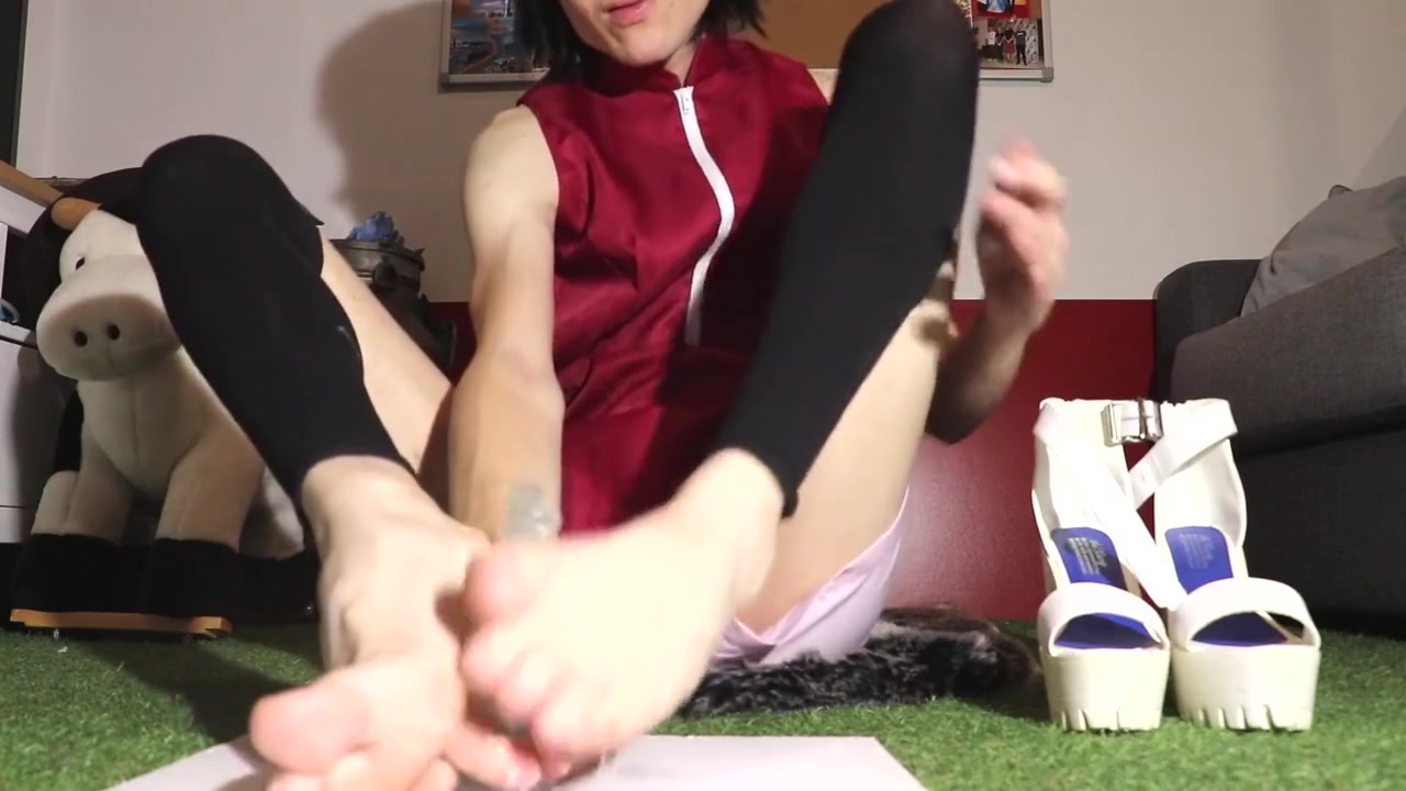 Naruto Sarada Feet And Ass Play Trap