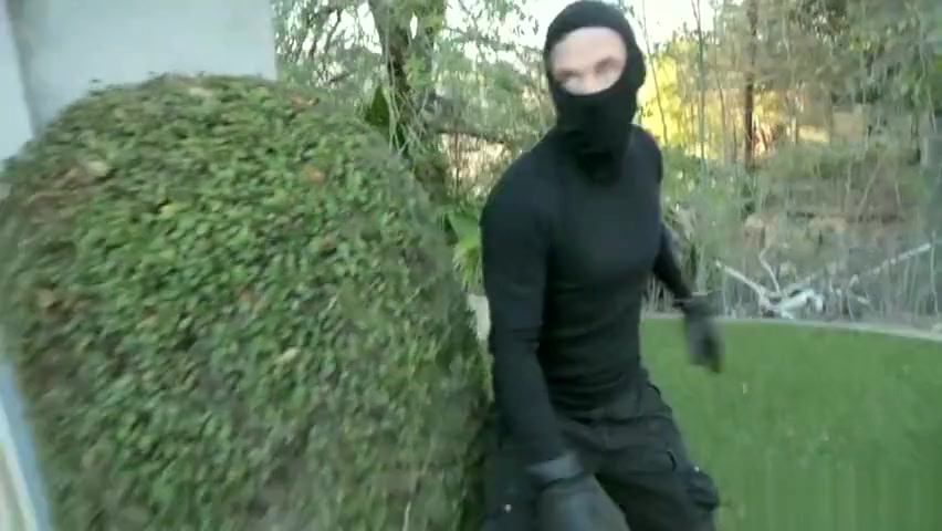 Smart blonde MILF caught a bad thief and used his thing