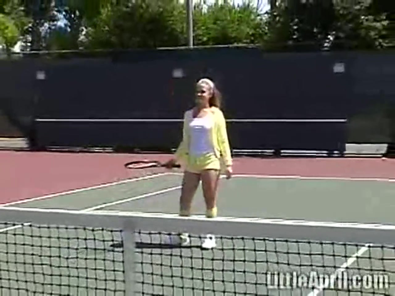 teen 18+ masturbates outdoors after tennis