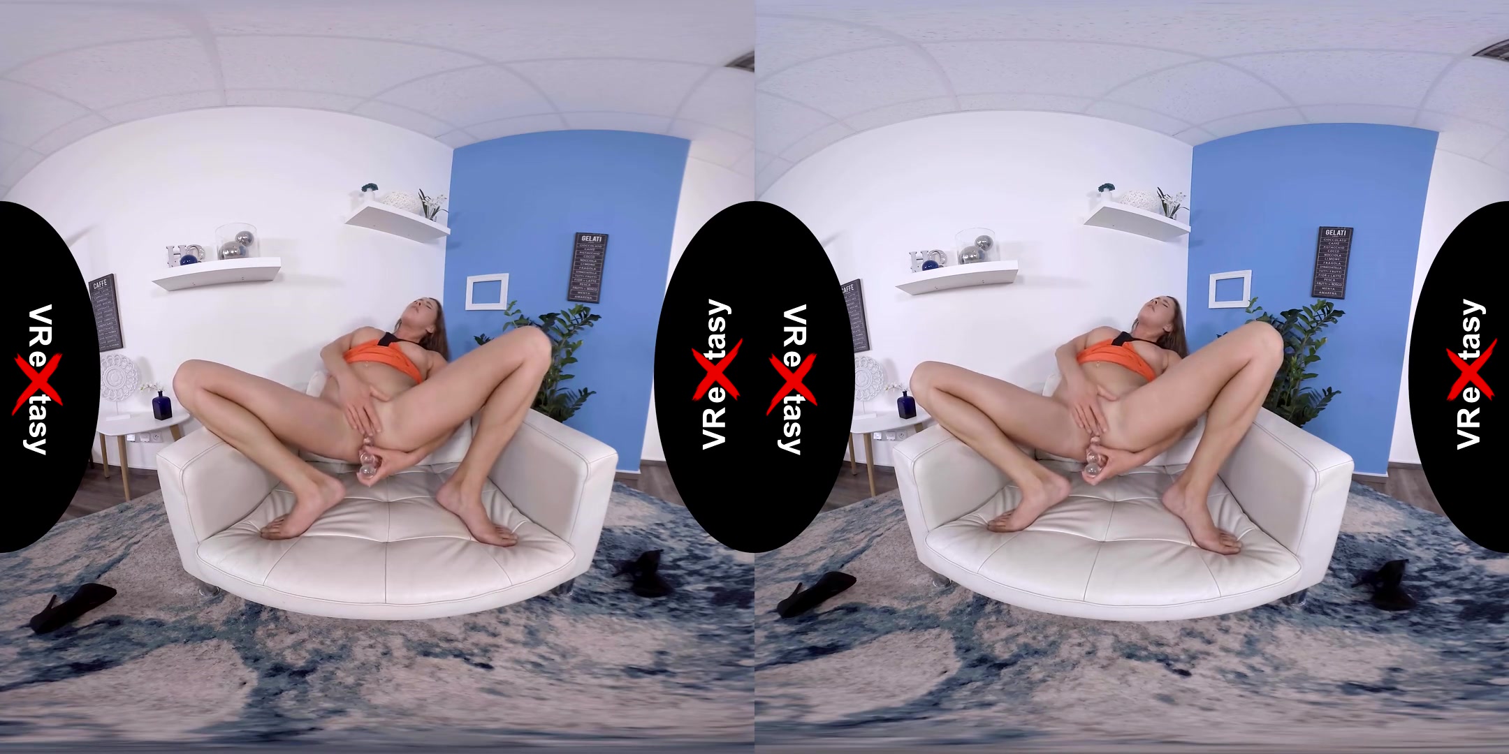 Elise - Solo with Toy; Amateur Babe Solo Masturbation and Striptease