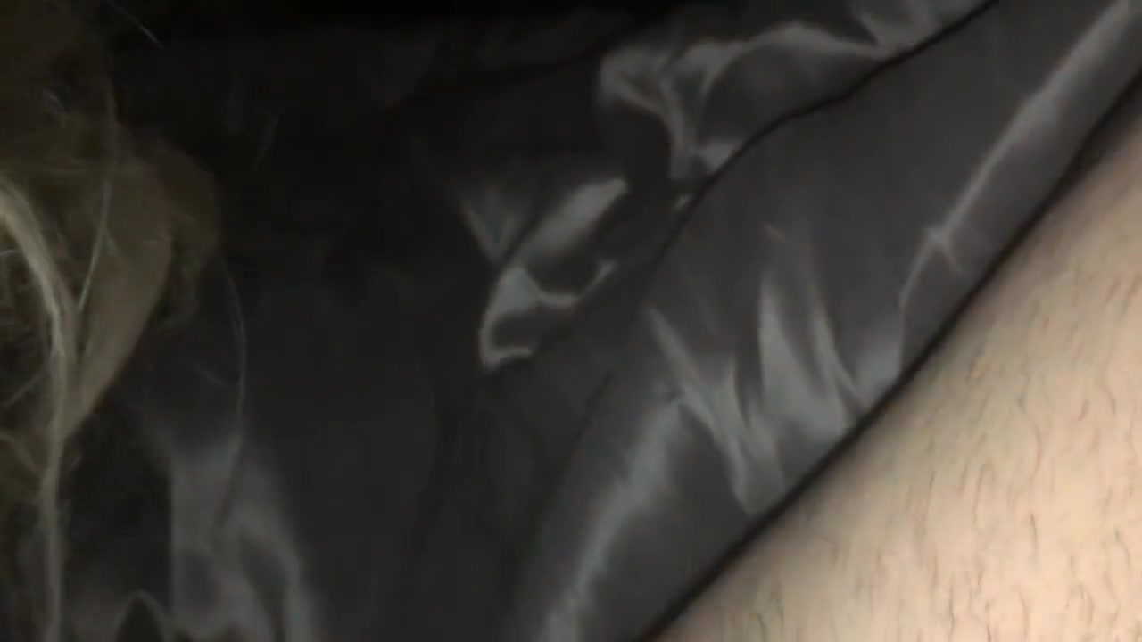 Stepsister plays with my balls and begs me to cum on her face