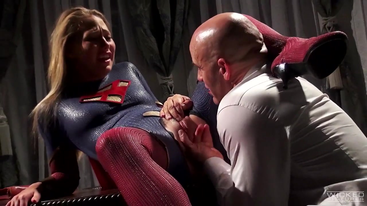 Carter Cruise in Batman V Superman XXX: An Axel Braun Parody, Scene 3 - Wicked