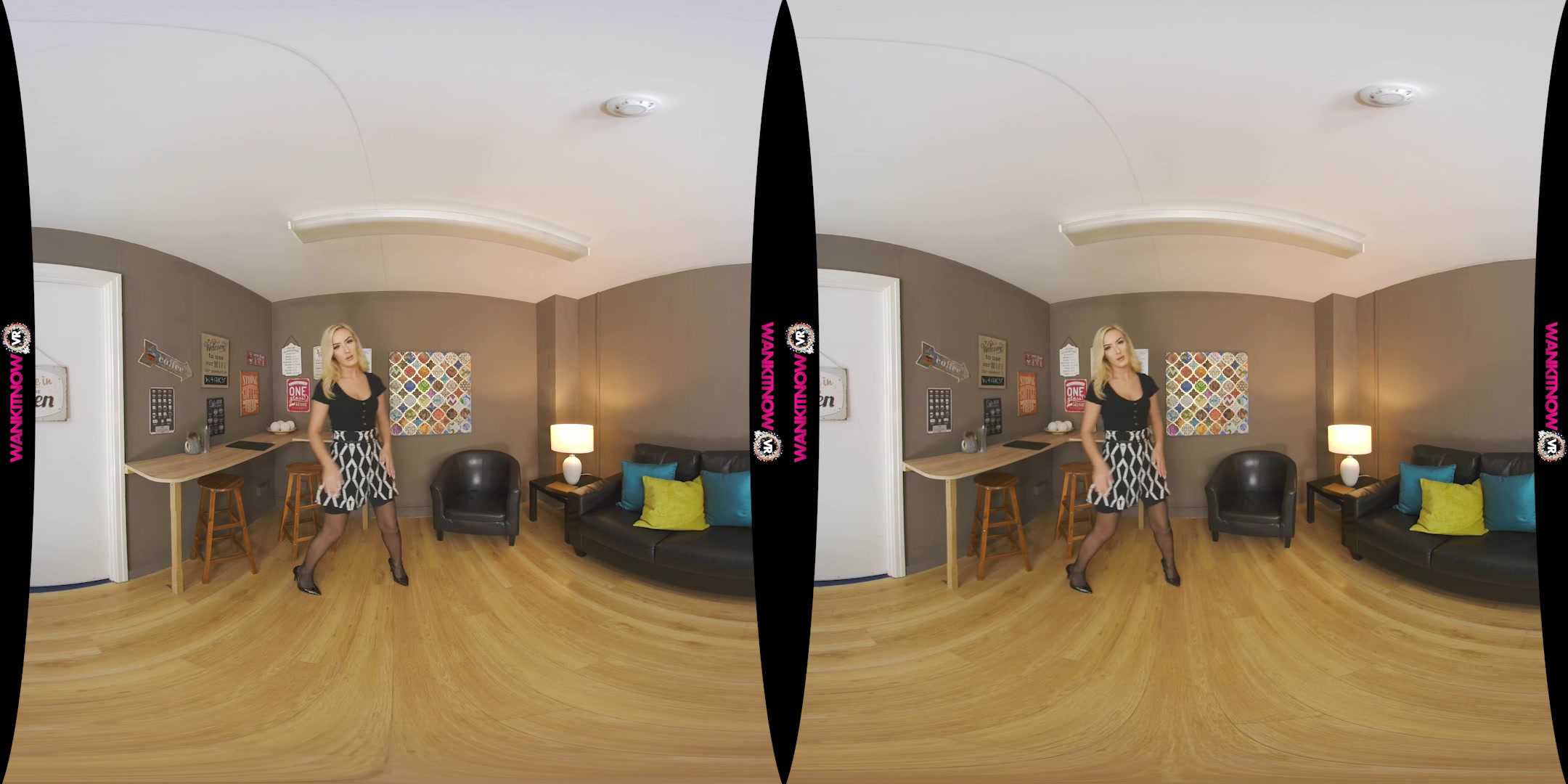 My Legs Are Open featuring Naomi - WankitNowVR