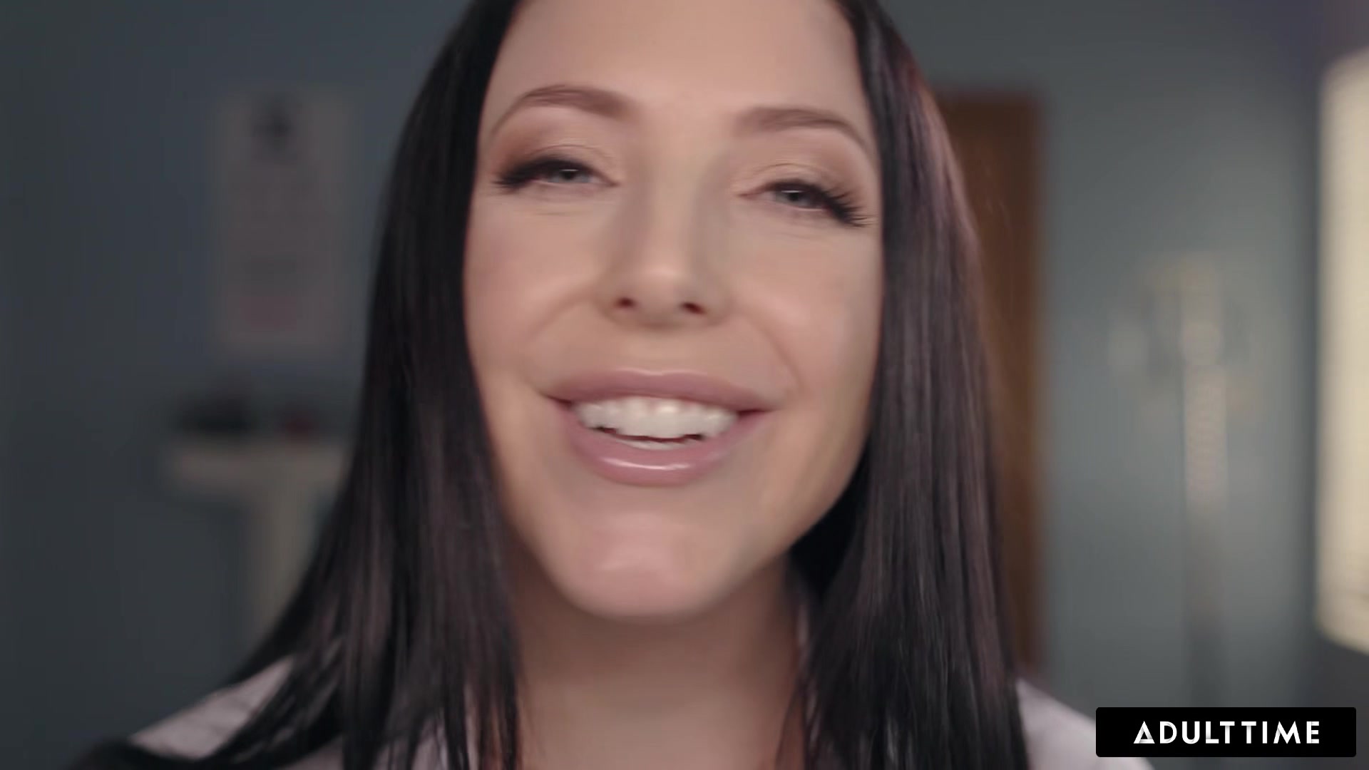 ASMR Fantasy - Full Body Physical Exam With MILF Doctor Angela White! Spanish Subtitles - POV