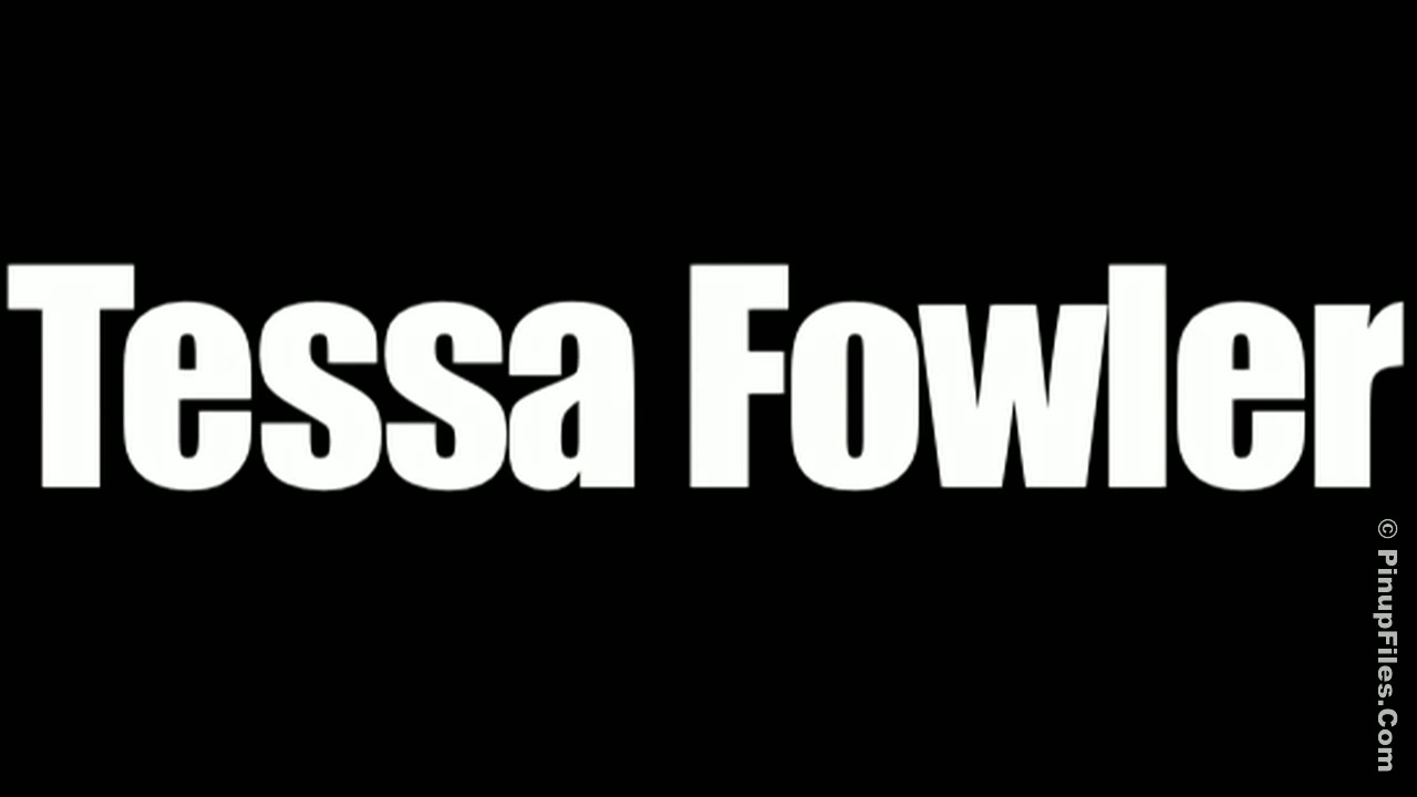 Tessa Fowler - Christmas is Coming 1