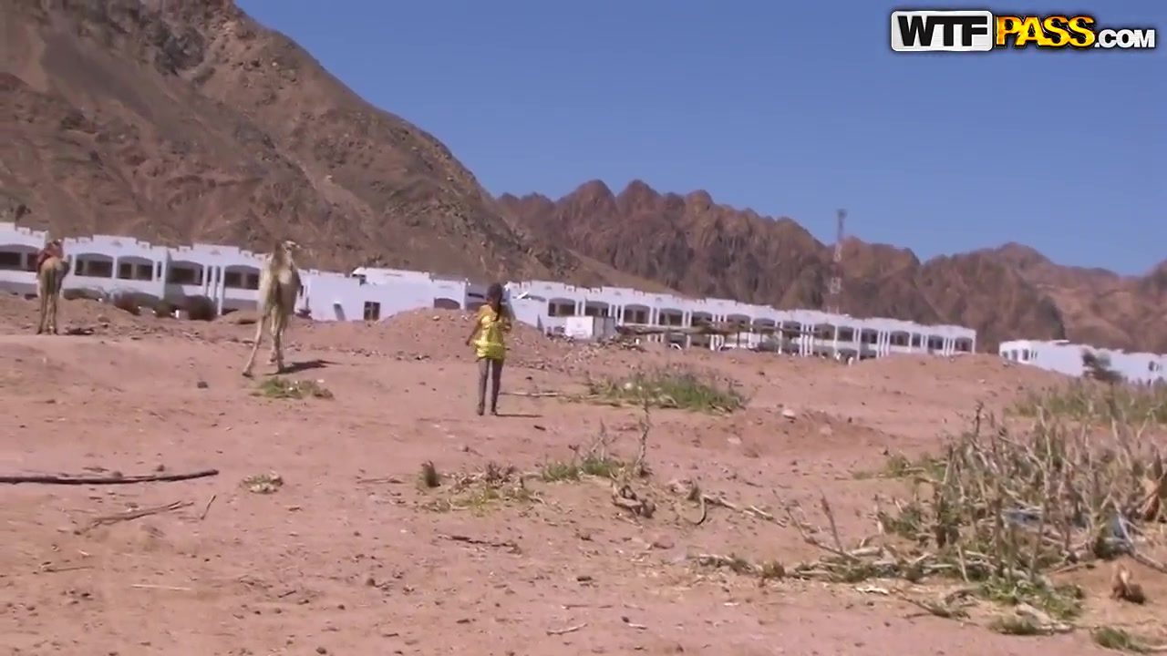Tourists wanted to have some extreme during their vacation