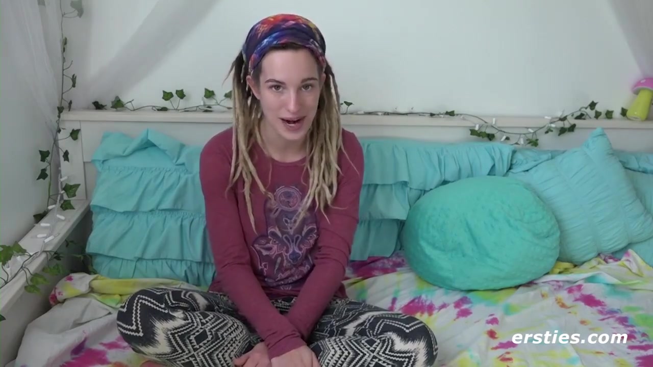 All Natural Hippie Chick Rubbing Her Hairy Bush
