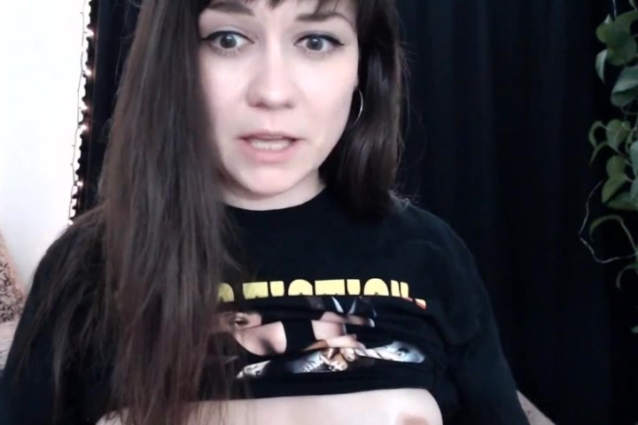 Beautiful Canadian Brunette Fucked Her Pussy Till It Gets Wet