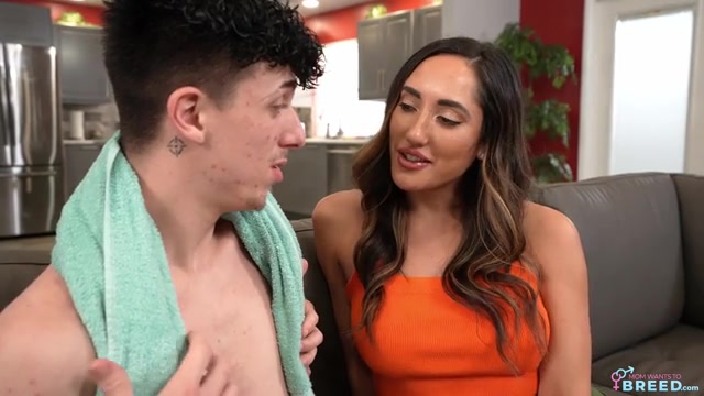 Stepmom Craves My Cream - S4:E3 - Momlover