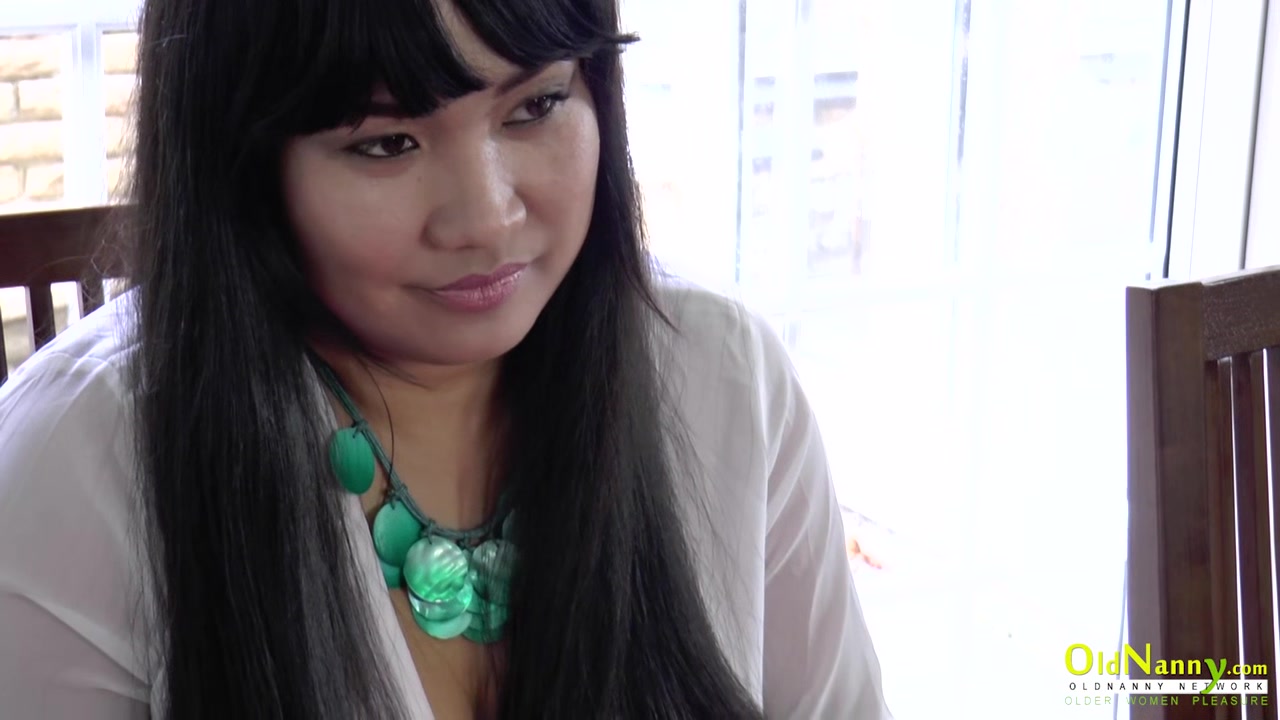 OldNannY Lacey Starr and Polynesian Lesbian