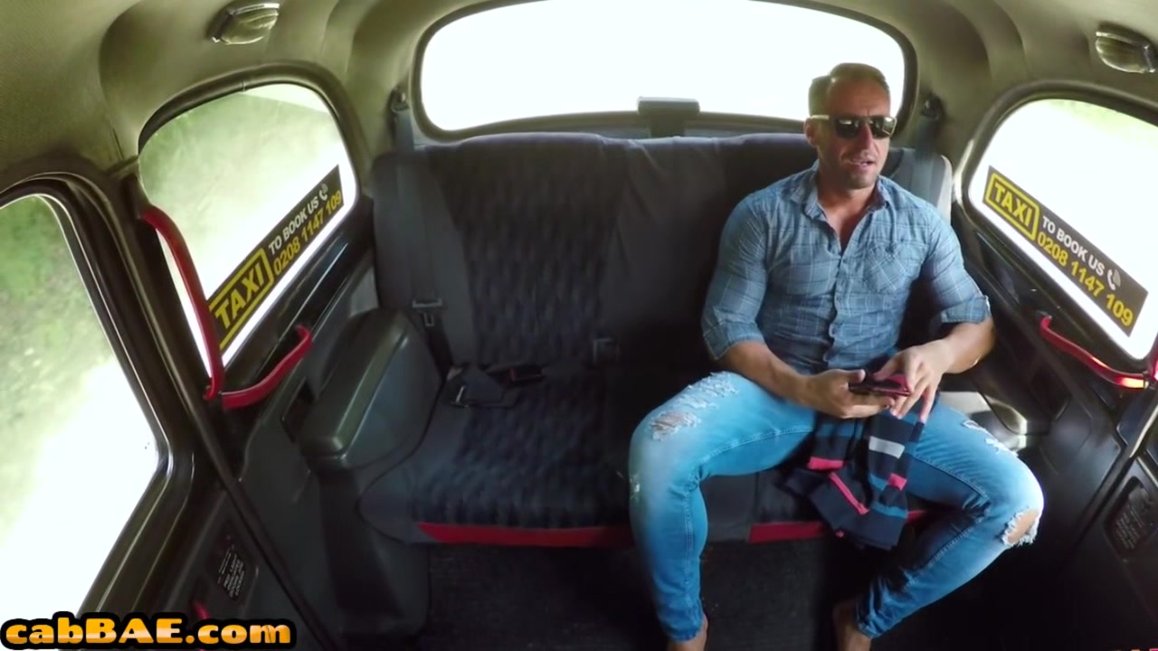 European blonde cabbie rides in cowgirl before missionary