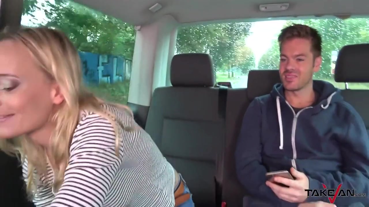 Uk Cock Riding In Blondies Tight Pussy As Thanks For Help 12 Min