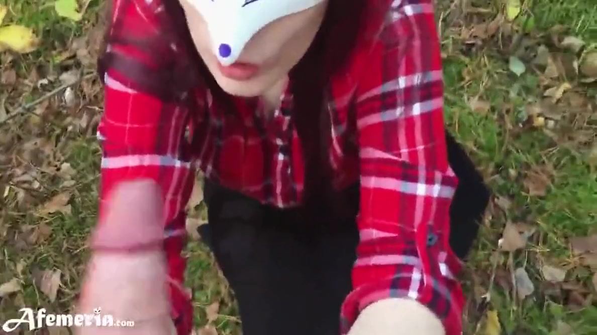 Hot Girlfriend Deep Sucking Big Dick Lover In The Forest