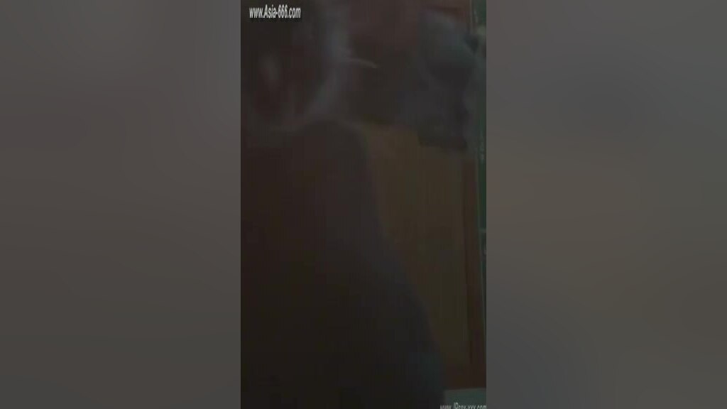 peeping chinese public bathroom.6