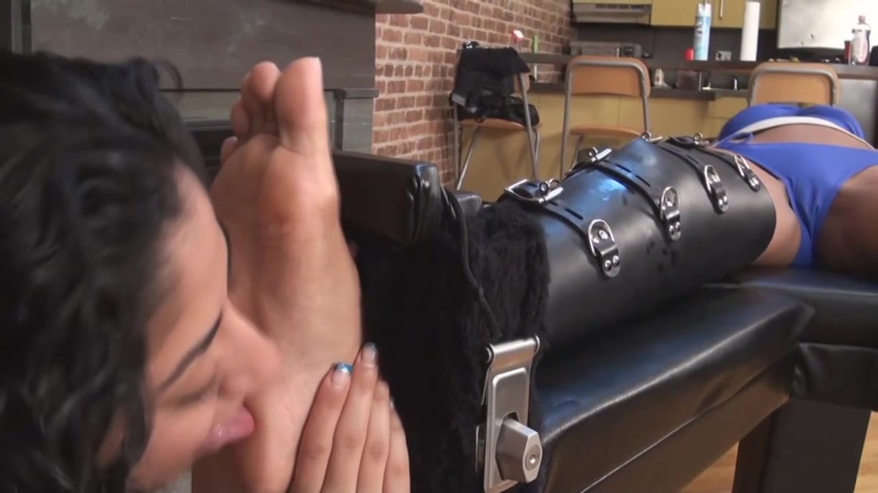 Prya Strapped And Racked - Taworship