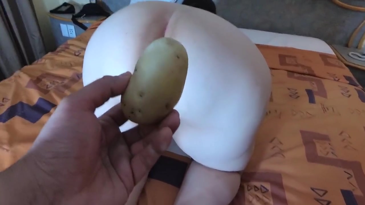 I Eat A Potato And A Boiled Egg That Come Out Of My Asshole And Taste Delicious