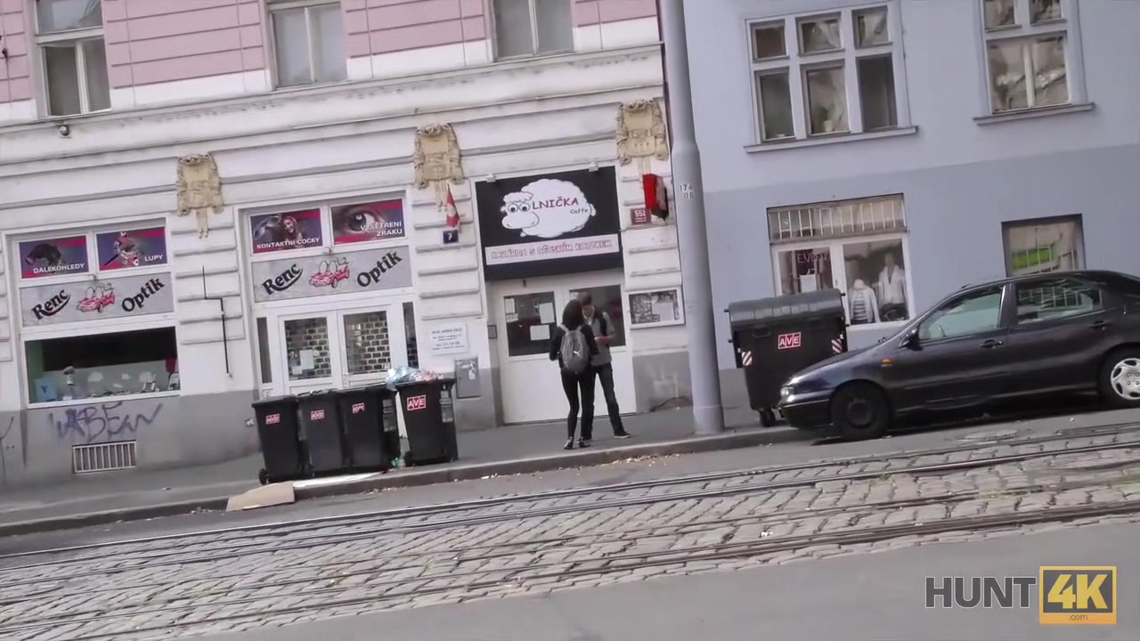 HUNT4K. Poor dude watches sexy girlfriend cheating on him for cash