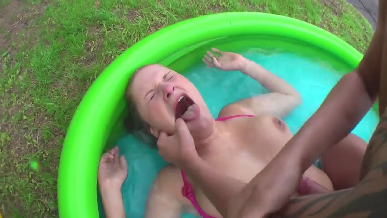 Pervert Teeny Pool Play