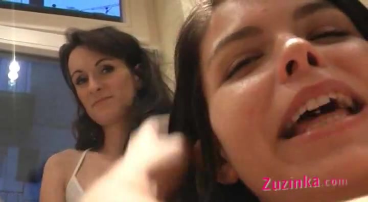Sexy Zuzinka plays with her lesbian friend