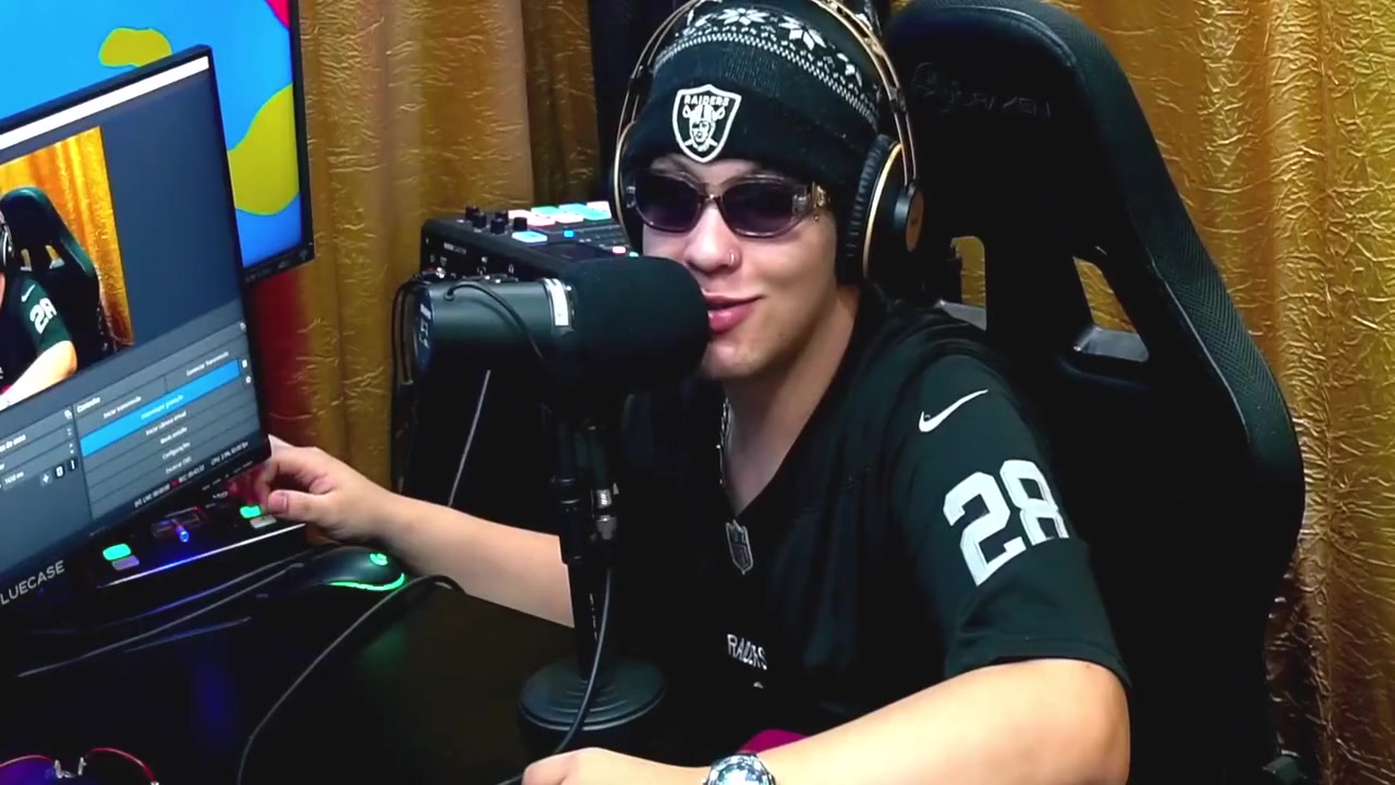 Ruan E Everton Olivrs Chupa Bem Gostoso Os Peitinhos Da Natasha Steffens, Ela Gemeu De Tesao! - Podcast Papum No Barraco! Completo No Sheer/red 10 Min