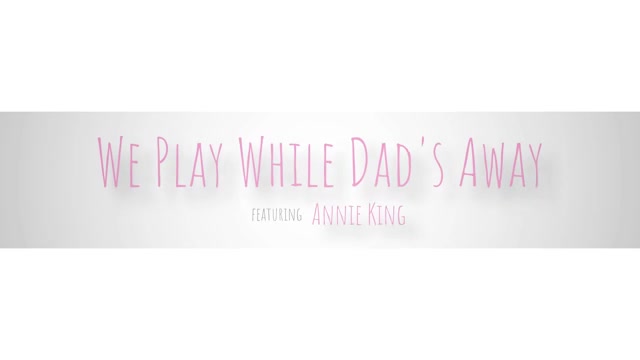 We Play While Dads Away - S3:E9 - Momlover