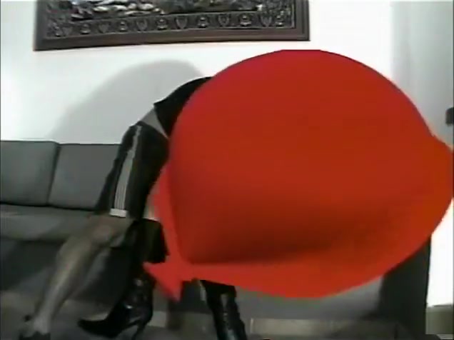 Brazilian t-girl Adventures 01 - Scene 4