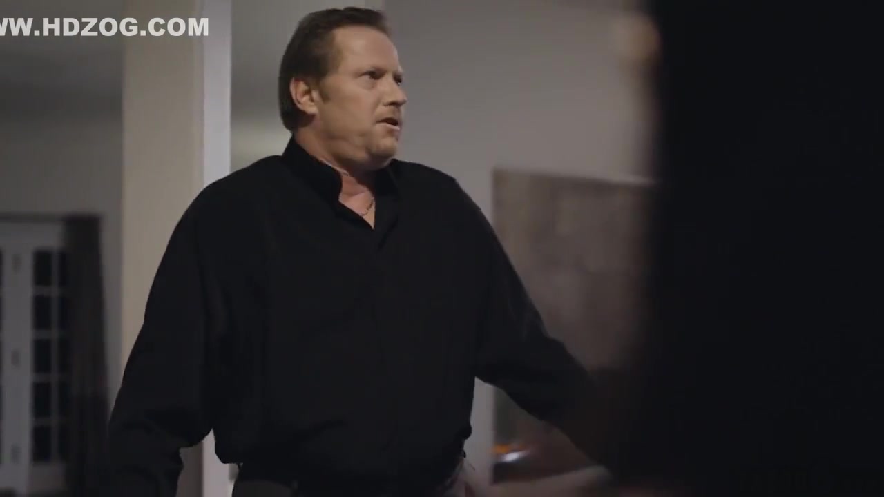 Babysitter teen 18+ makes a generous deal with the Step dad