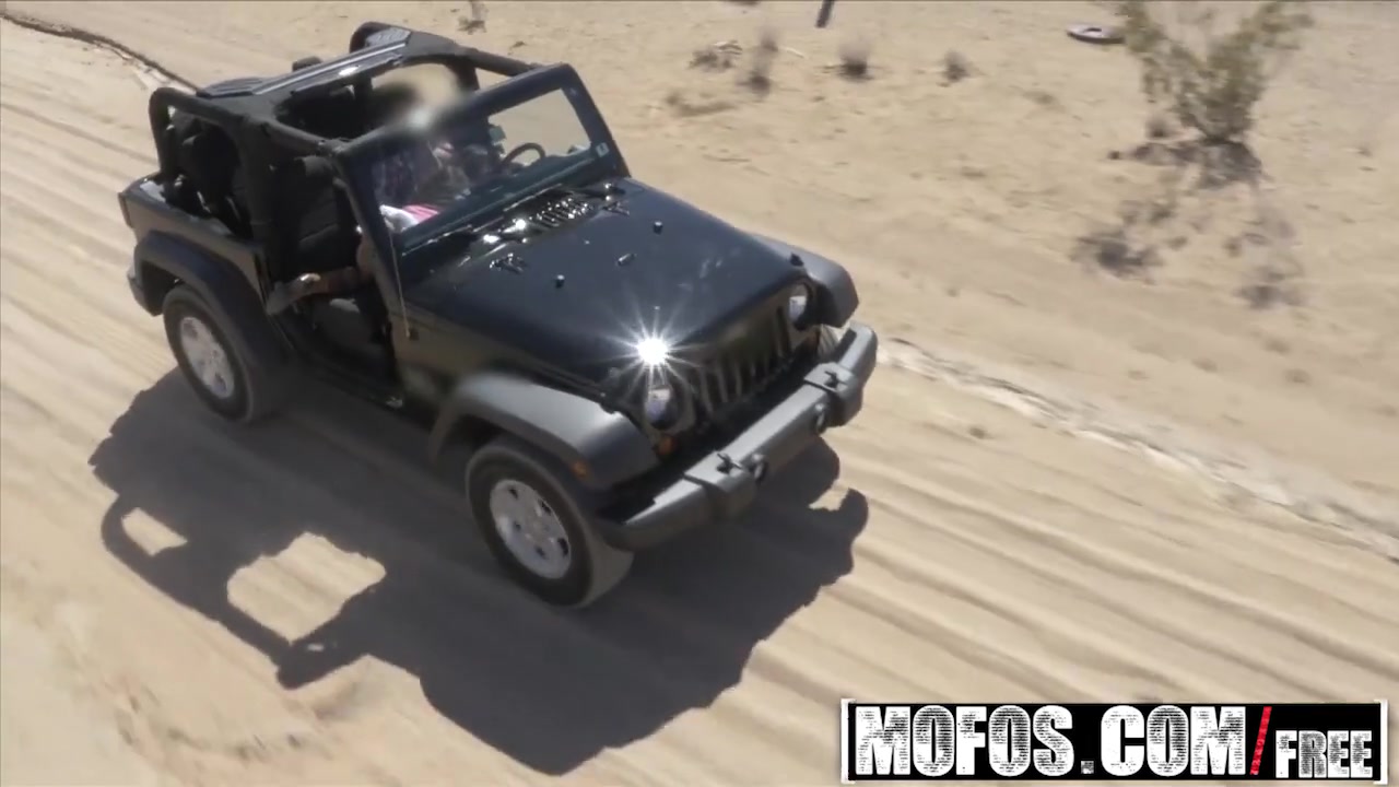 Mofos - Drone Hunter - Mercedes Carrera - Road Head