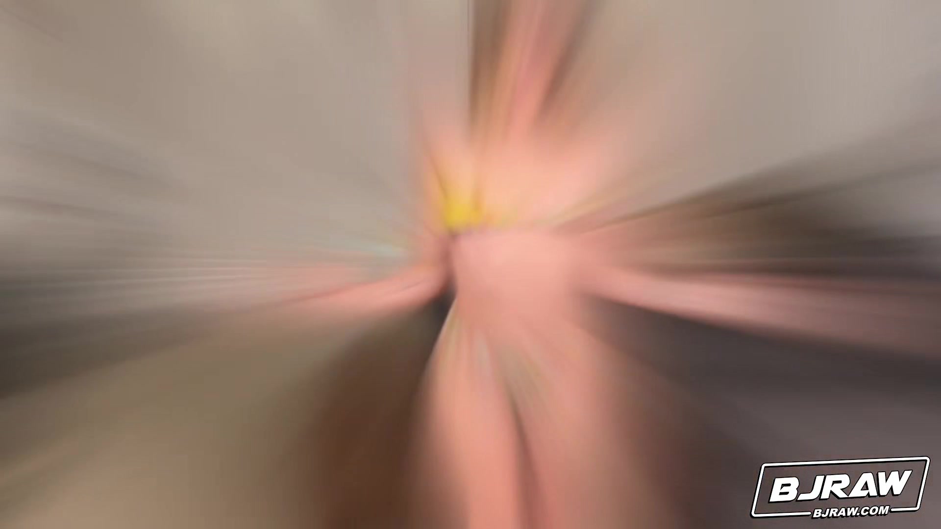 Taylor Takes A Face Full - BJRaw