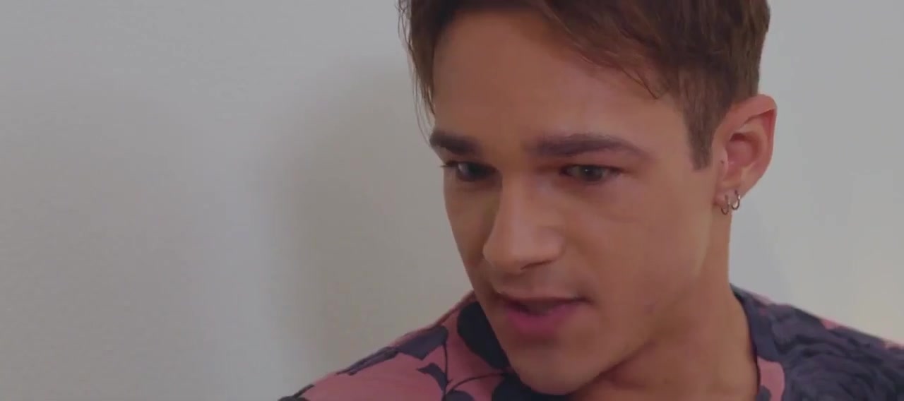 Kam Stone, Gay Porn And Grant Ducati In No Strings Attached 7 Min