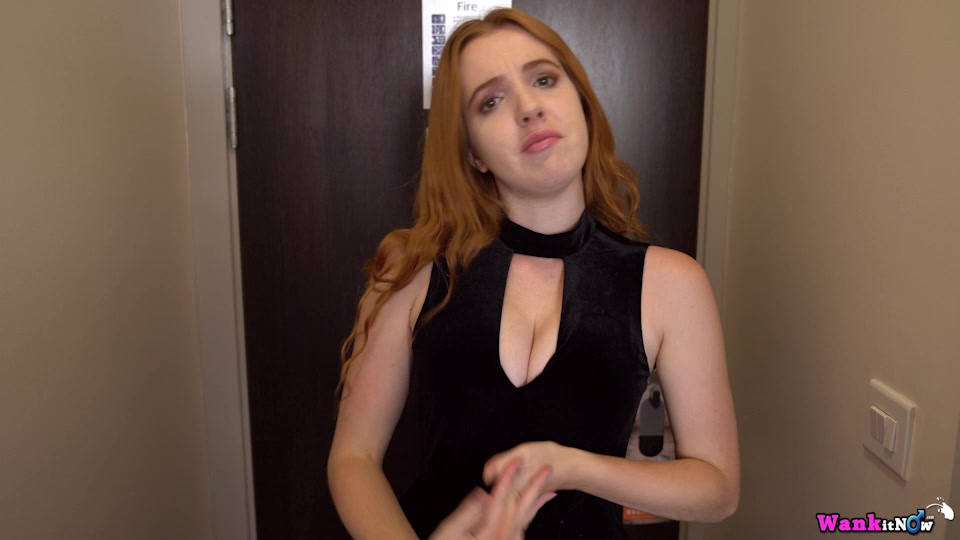 Scarlett Jones - Customers CUM First - Sexy Videos - WankitNow