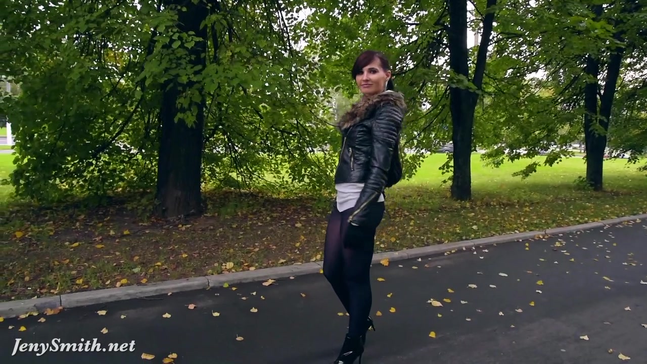 Jeny Smith pantyhose pretend to be leggings